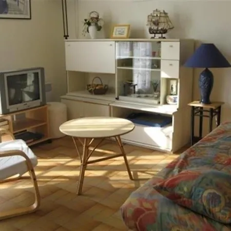 빌라 Imp Surcourf Maison Avec Jardin Clos